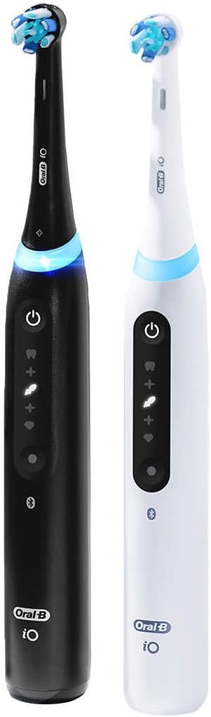 Oral-B iO 5 Brilliant Clean Electric Toothbrush 2 Pack