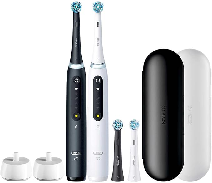 Oral-B iO 5 Brilliant Clean Electric Toothbrush 2 Pack