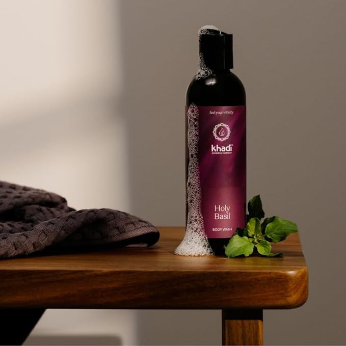 KHADI HOLY BASIL BODYWASH – Ayurvedic Shower Gel – 100% Natural – Intensely Cleanses &amp Cares – Protective &amp Invigorating – Basil Tulsi Lime Eucalyptus – 200ml