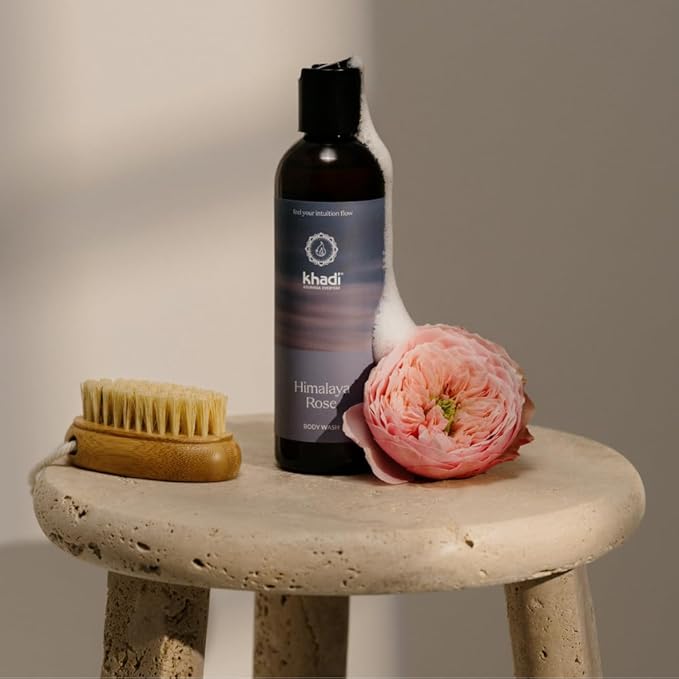 KHADI HIMALAYA ROSE BODYWASH – Ayurvedic Shower Gel – 100% Natural – Intensely Cleanses &amp Cares – Regenerating and Balancing – Rose Bergamot &amp Mandarin – 200ml