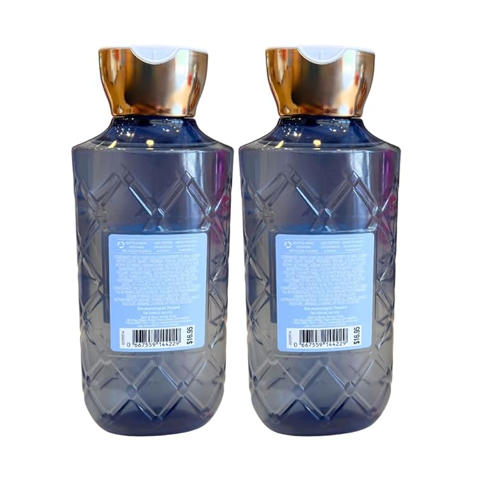 Bath &amp Body Works DRESSED IN WHITE Body Wash 2-piece Gift Set with a Red Bow for Holidays – 10 fl oz each