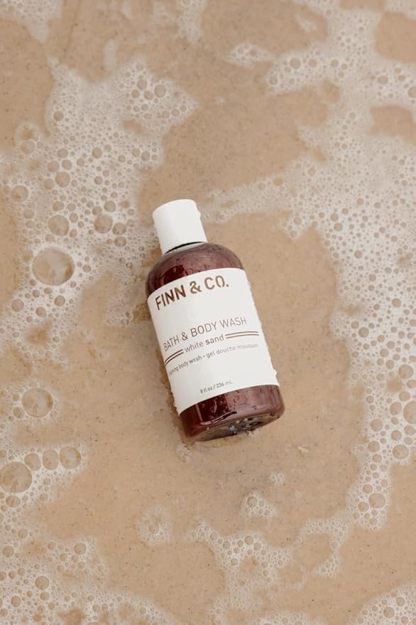 FINN &amp CO. White Sand Body Wash - Beach Inspired Scent with Aloe &amp Green Tea - Gently Cleanses Soothes &amp Softens Skin - Cruelty Free Body Cleanser for Men &amp Women | 8 oz