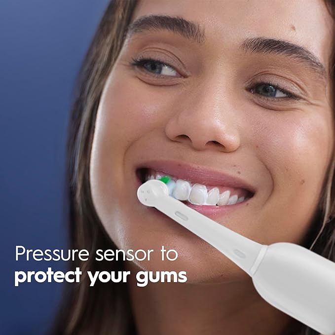 Oral-B Pro 1000 CrossAction Electric Toothbrush Green