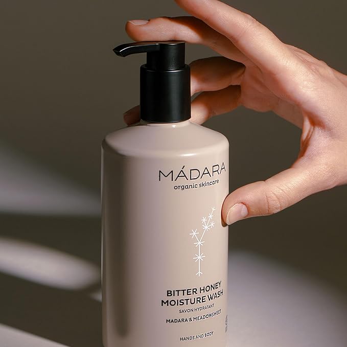 Mádara Moisture Body Wash 500ml – Bitter Honey Organic Hand &amp Body Cleanser with Meadowsweet &amp Bedstraw Hydrating &amp Soap-Free