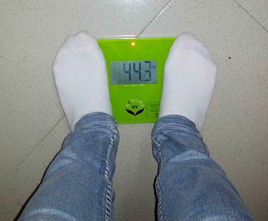 NewlineNY Step-on Super Mini Smallest Travel Bathroom Scale with Protection Sleeve: SBB0638SM-GN Green + Case Cover